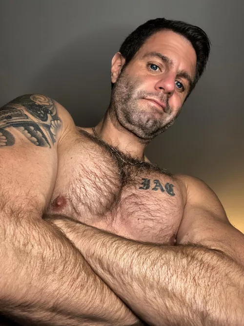Come rest your head on dad's big hairy chest by yourdaddysfavdj
