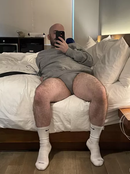 Come rub my head and then my thighs by Ohhoney23