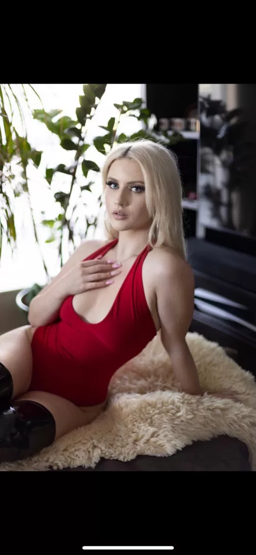 Come say hi by Missjheat