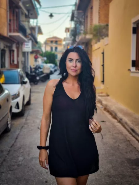 Come say hi 👋 Link below by Nearby_2946