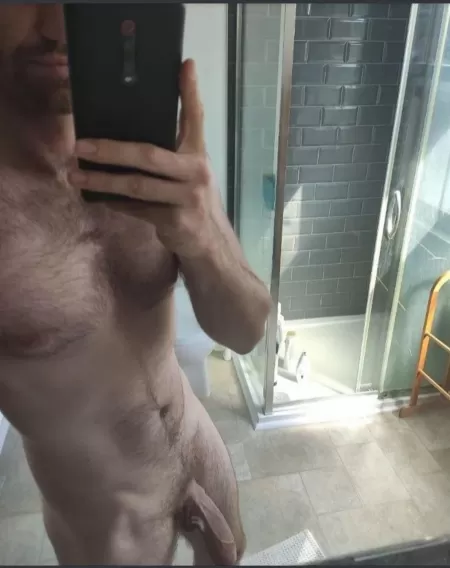 Come say hi x by Greeneyed1922