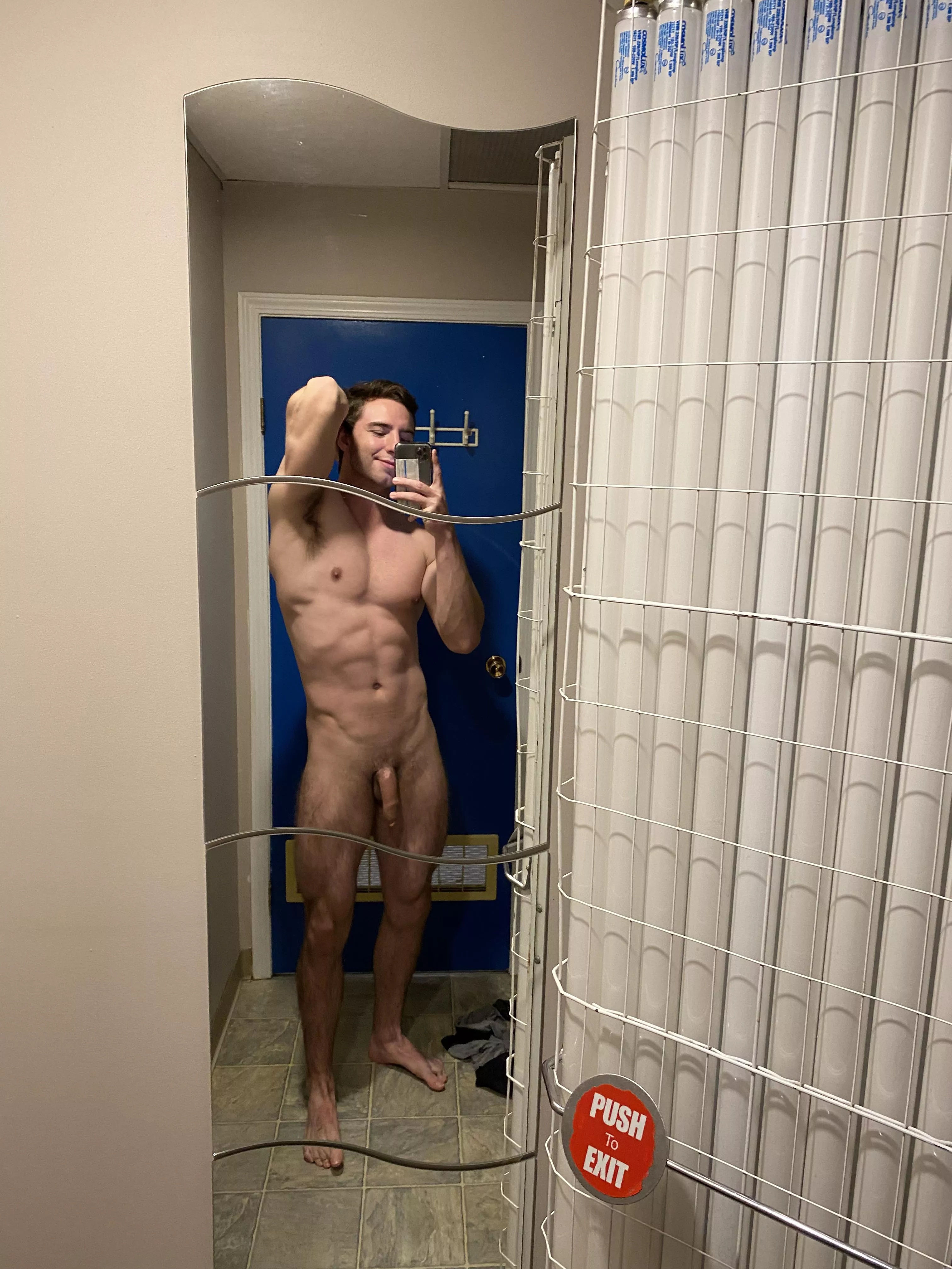 Come serve daddy 😈 posted by PaganBaby00