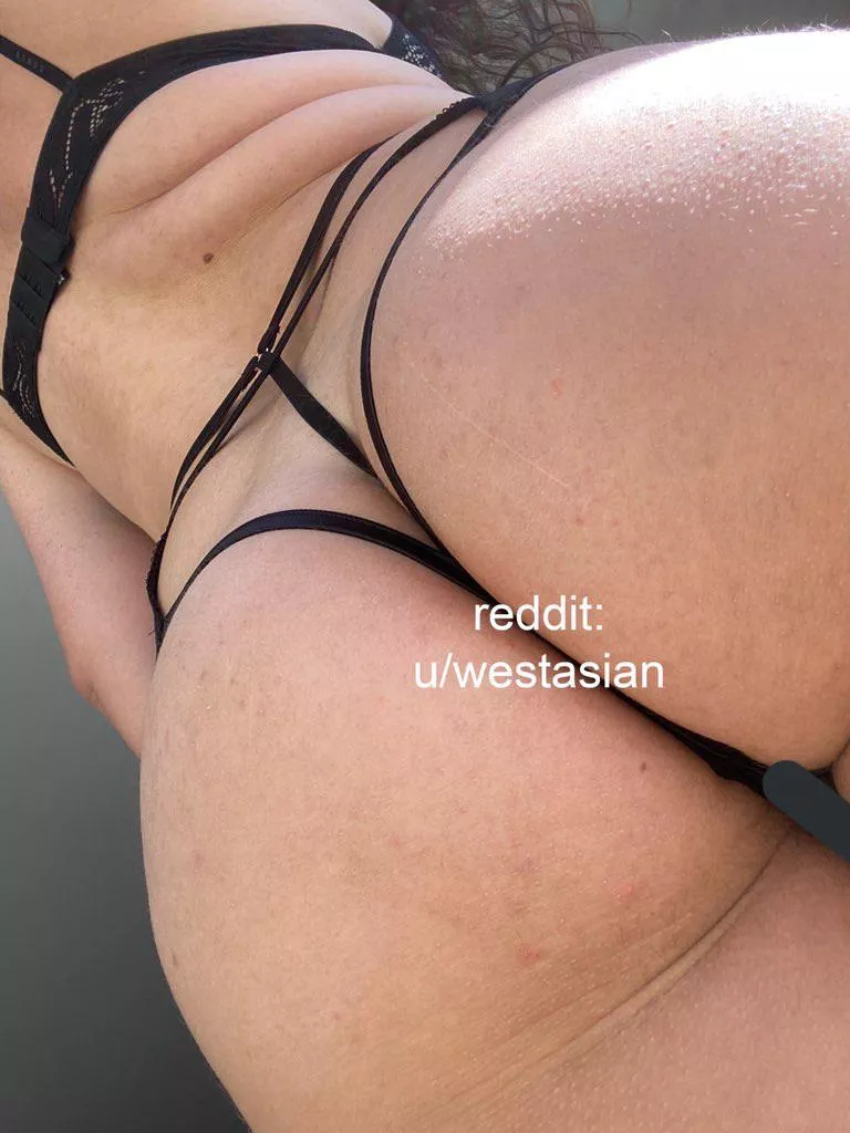 Come show me some love posted by westasian