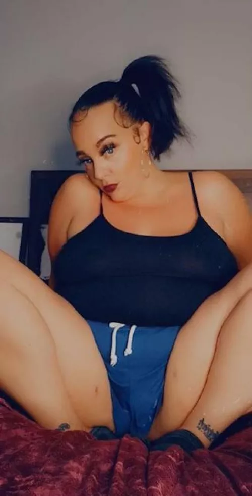 Come sit with me by Shortyrocks256