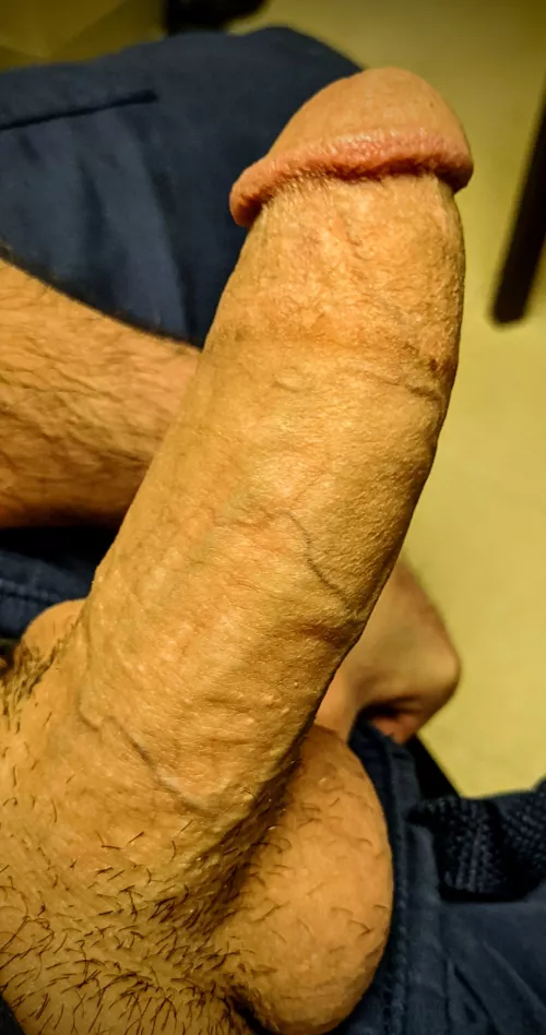 Come slip into daddy's office.... by SixFootFour200lbs