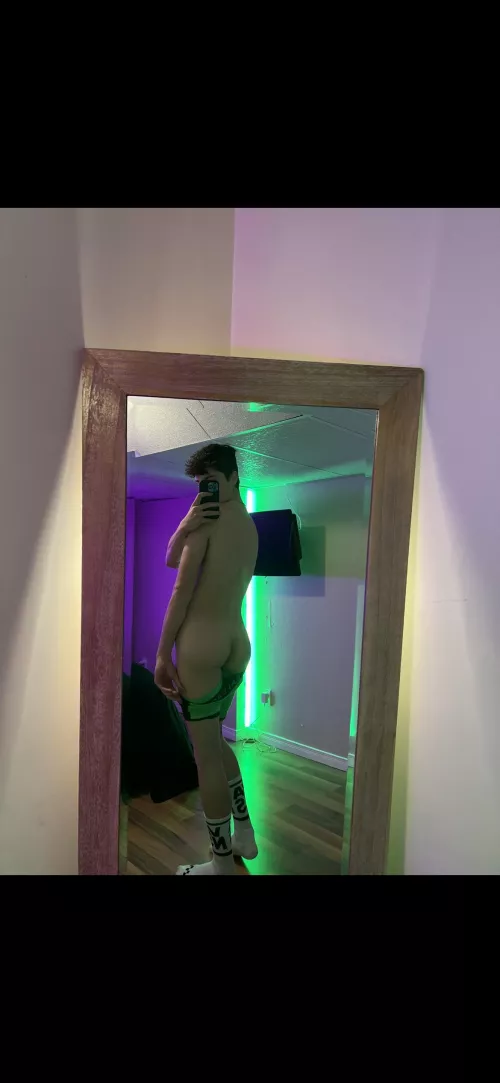 Come smack my ass by sadboycad