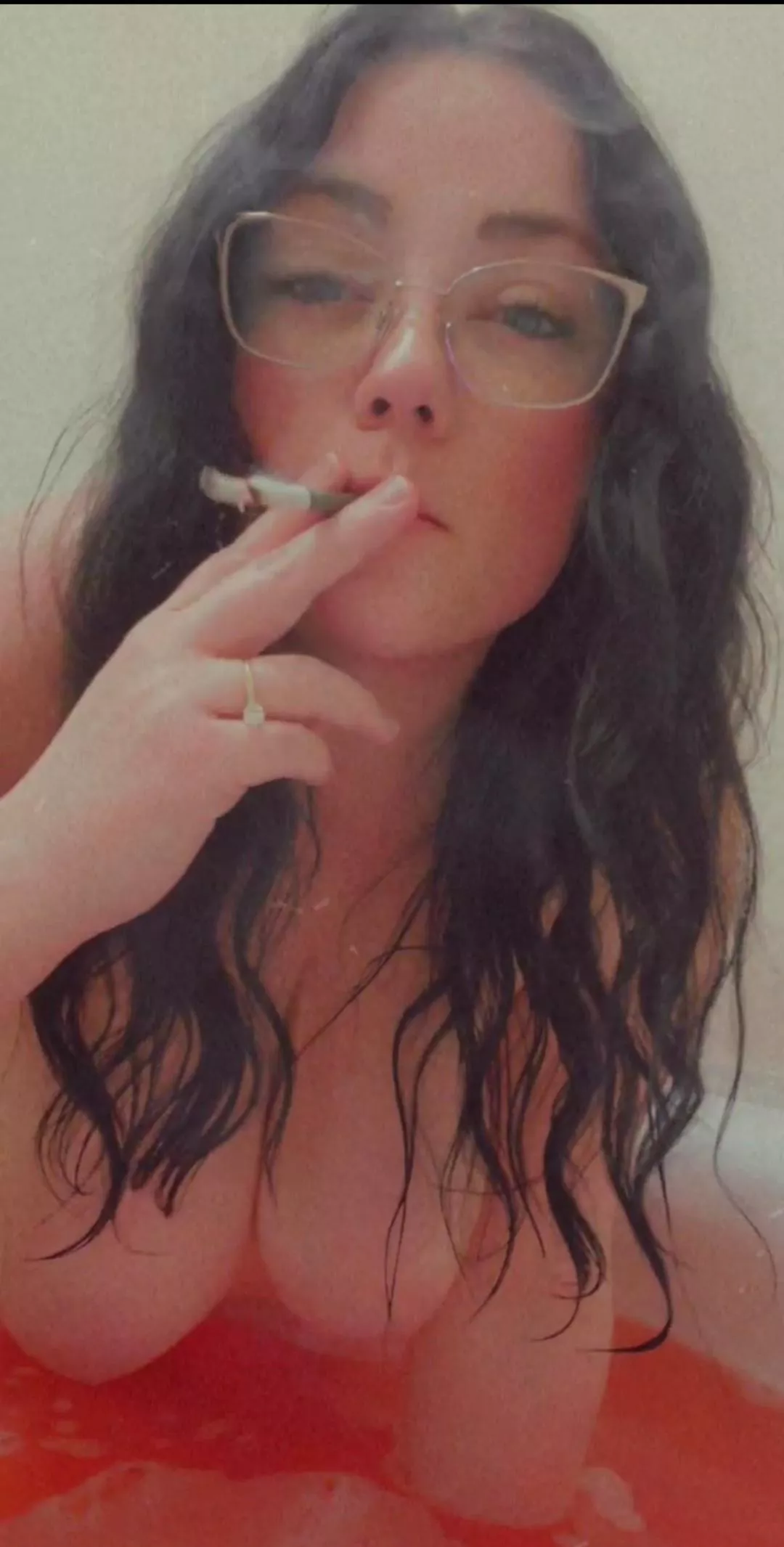 Come smoke a joint in the tub with me and my tits? I need attention 😩 😫 posted by Jaded-Room3602