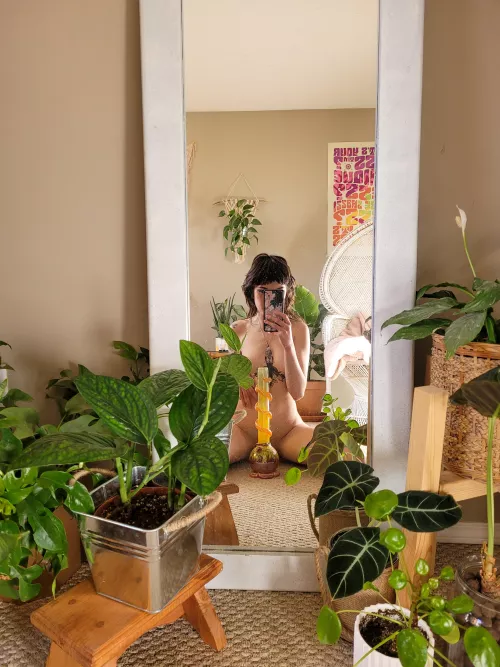 come smoke with me in my jungle🌿 by graceivy420