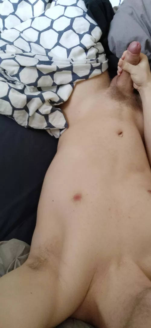 Come sniff my musky morning pits by Imaginary_Potatoes