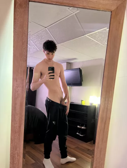 Come take off my pants by sadboycad