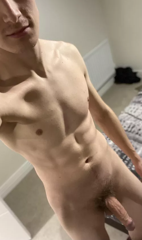 Come to bed by crownjoulesx