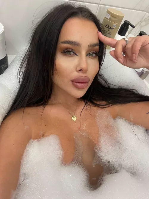 Come to me and I will send you games in the bathroom - for free.💕🔞 ONLY TODAY access 3$ by MiloniFrans