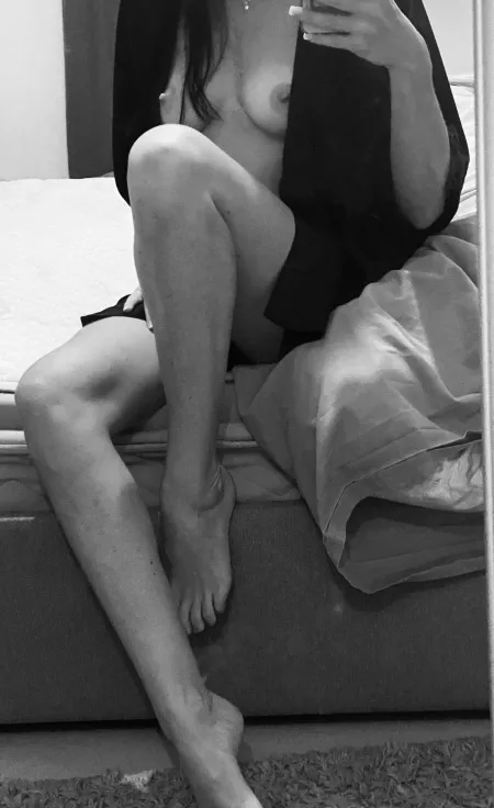 come to my bedroom... [f] by missmilehighxxx