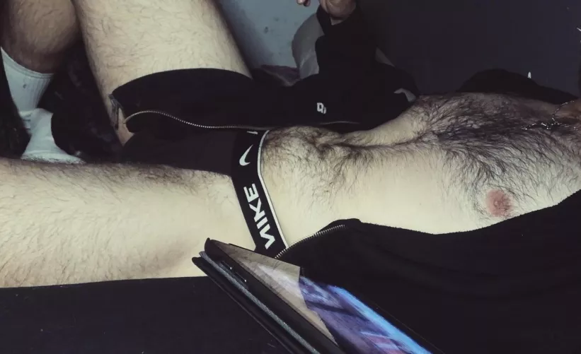 come unwrap your present by xSulfurexx