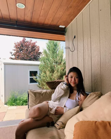 Comfy by R_AsiasFinest