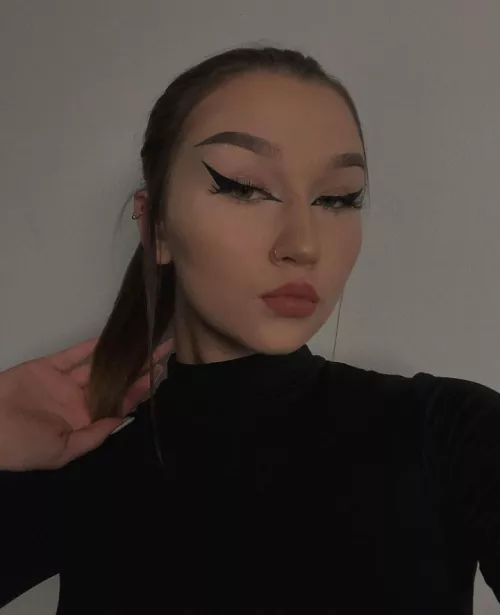 comment if u like the way I look :)) by BigPPlewis