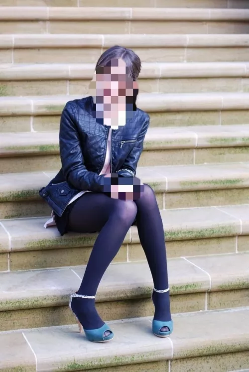 Concentrate on cute outfits by 20yearsPussyfree