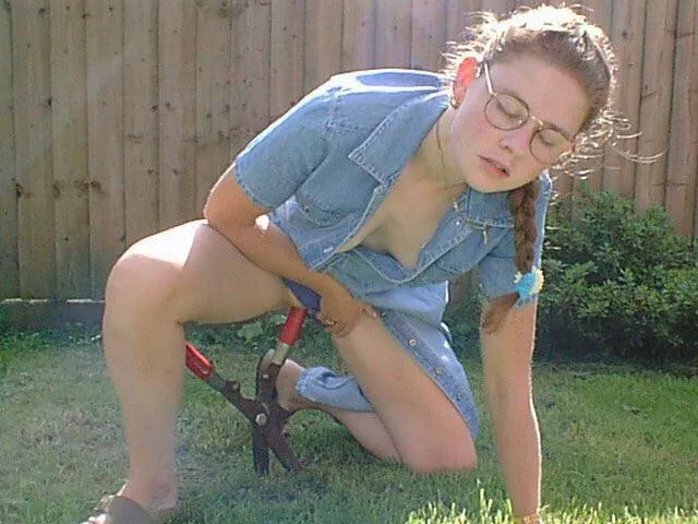 Concentrating on the feeling, not on the yard work. posted by duplexdrive