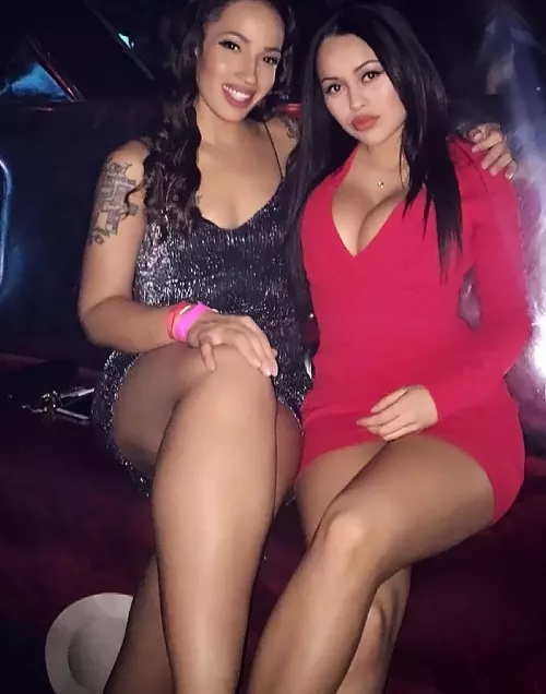 Confidently Bigger by 11tickles