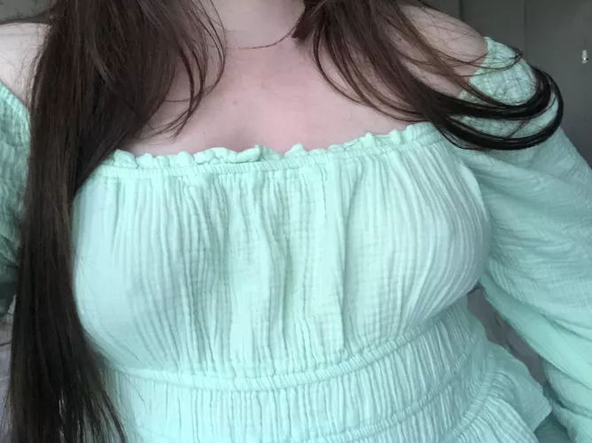 constantly poking by thestonedkitten