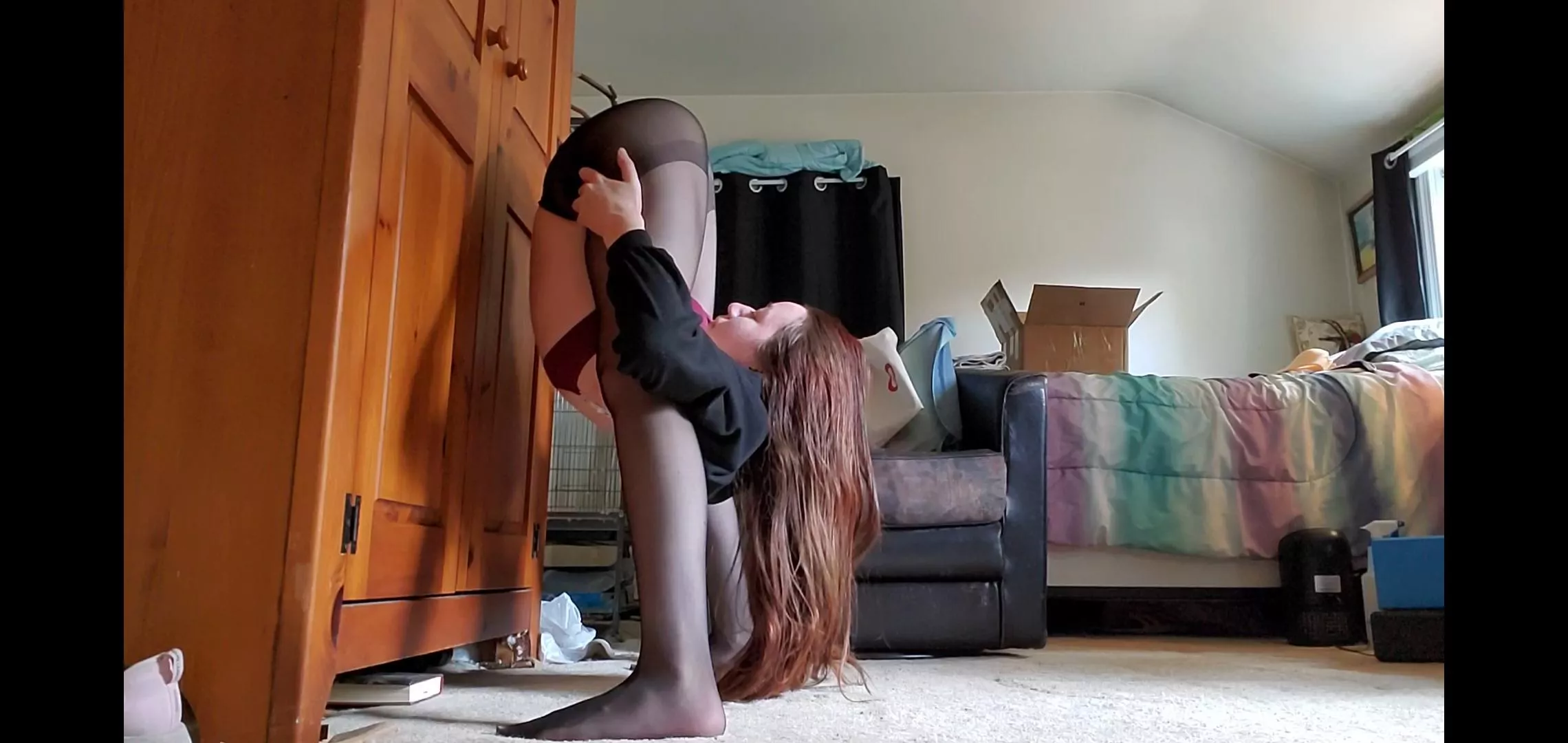 Contortionist here🖤 posted by SweetMagic39