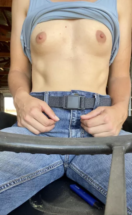 Coolin of[F] from mowin 🥵 by Shutupncolor