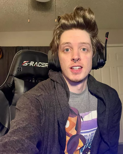 Corsair could double as a hairband, I think. by gaymerguy4