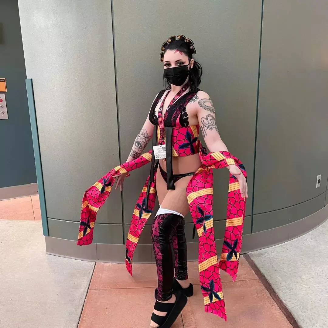 Cosplaying everyone's favorite bratty demon, Daki posted by Fuckmeandsendmememes