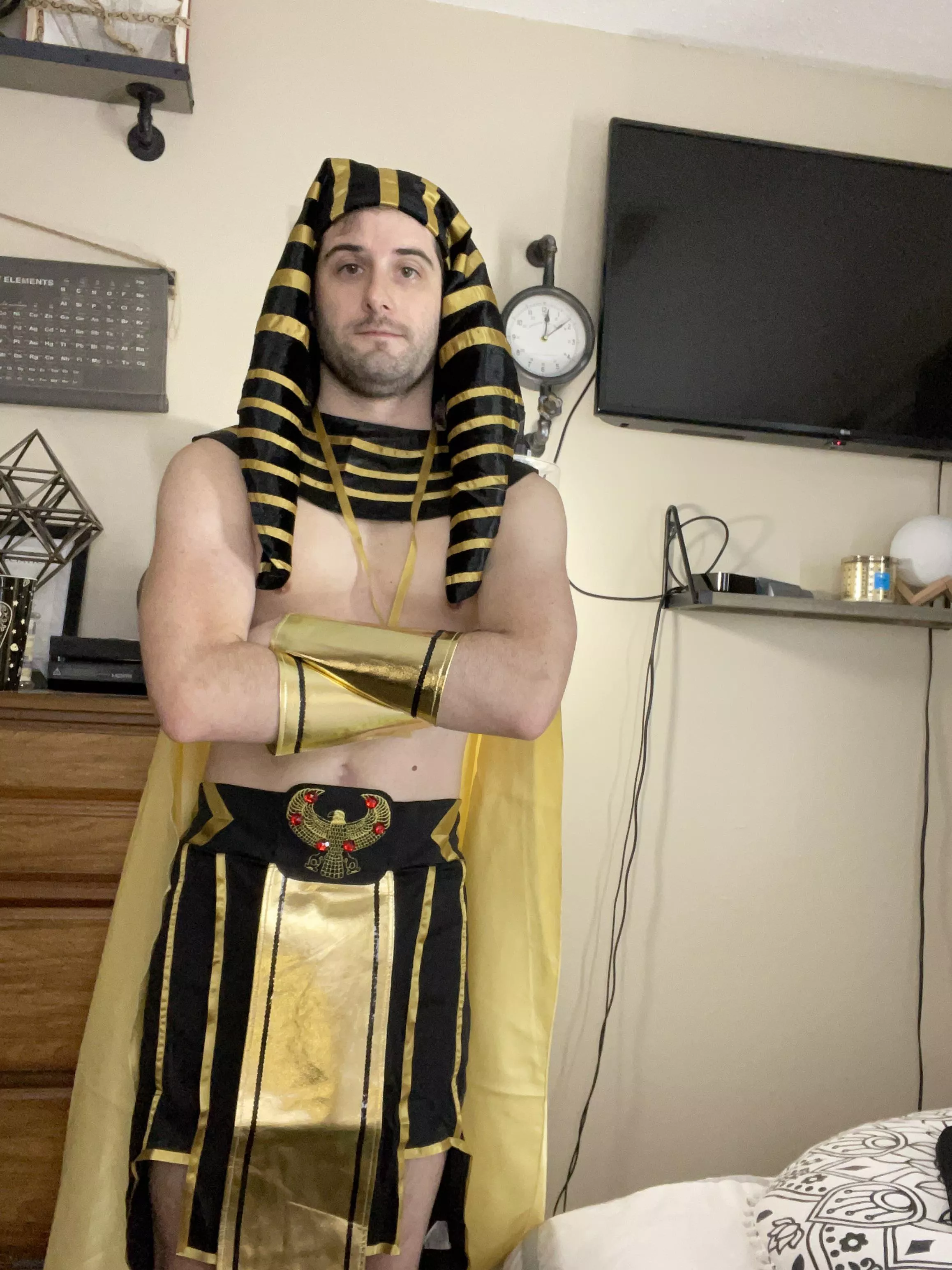 Costume party 🎉 posted by XOXO-Gossip-Crab