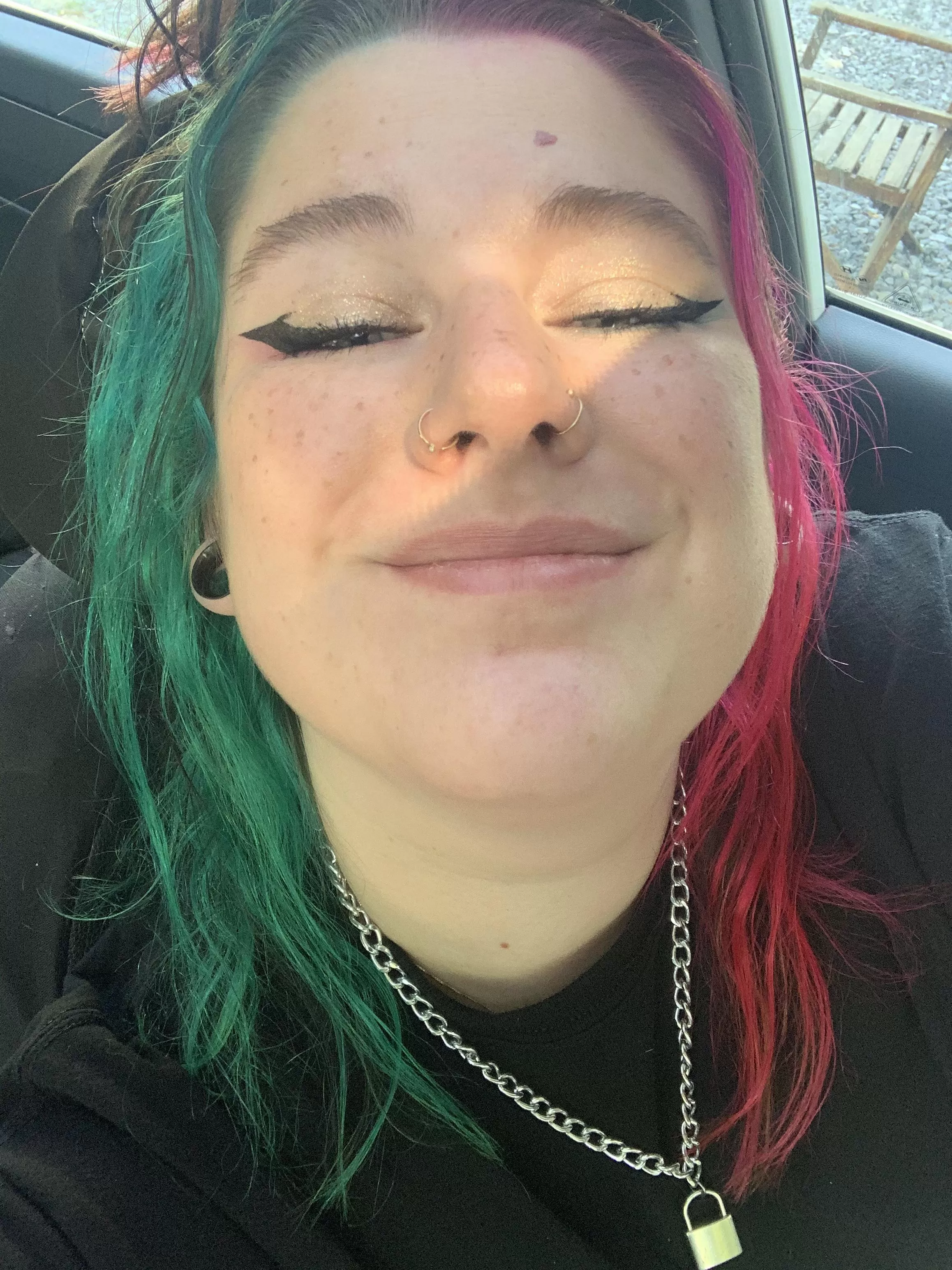 Cotton candy head 💖💙 posted by kittykatlin24