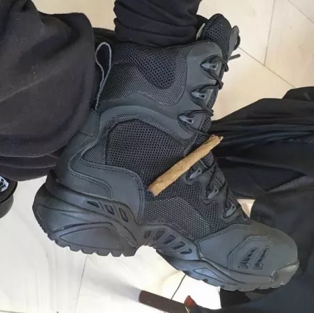 Could anyone id theese, i think they’re magnum boots maybe by d0nd0m0n