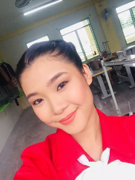 Could I be classified as a 'Hottie Asian' ? by cryingintomymanga_