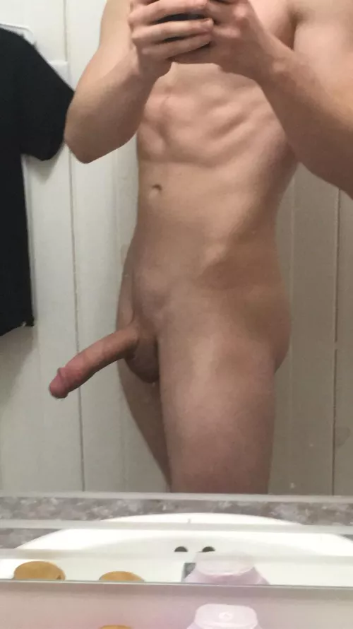 Could I borrow a couple of hands here by madmanic98