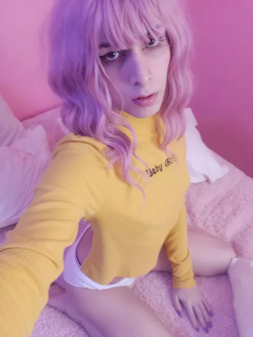 could i help you with anything? ☺ by Kirliaaa