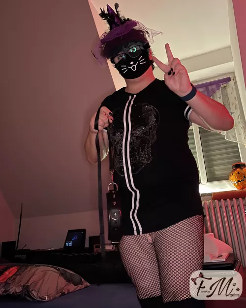 Could I leash you?🖤 by femboy_maxime