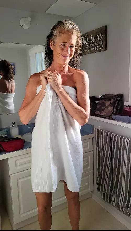 Could someone drye off? by sheswitmeHOT