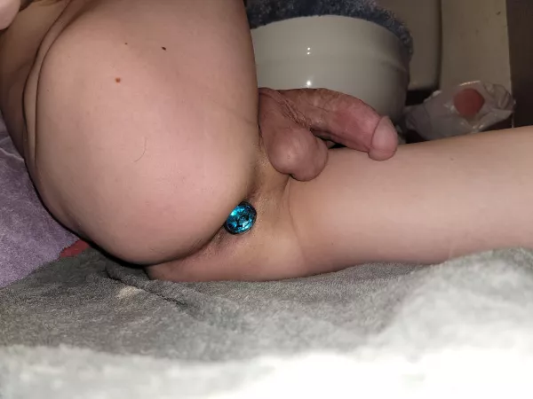 could use a mouth or two 😈😈 by sad_boy-69