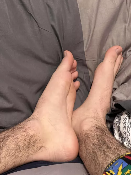 Could use someone’s tongue right now😈 by gay_pics