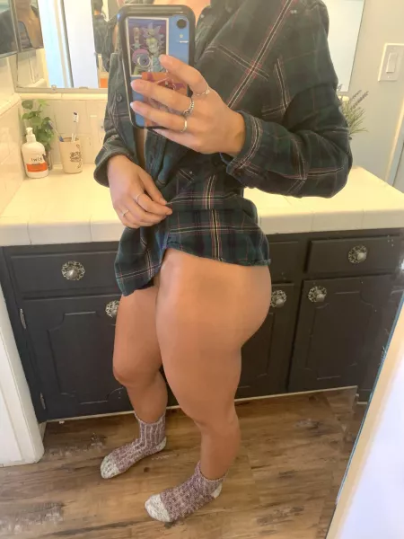 Could you cuddle with me 😏 by mia_mae