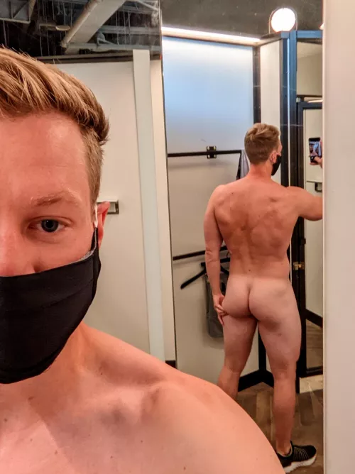 could you give me a hand in here? by capitalgains7