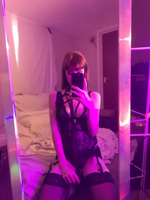 Could you grab this for me ? by NaughtyDaisy333