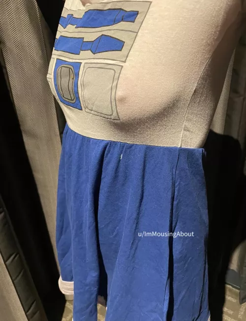 Could you tell I’m braless in this one? Hehe xx by ImMousingAbout