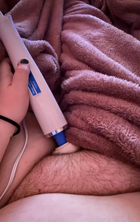 couldn't sleep 😇 by sunflowervolsix