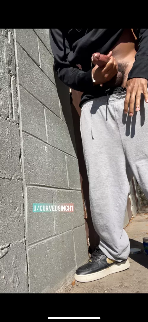 Could’ve unloaded in your 🍑😩 by curved9inch1