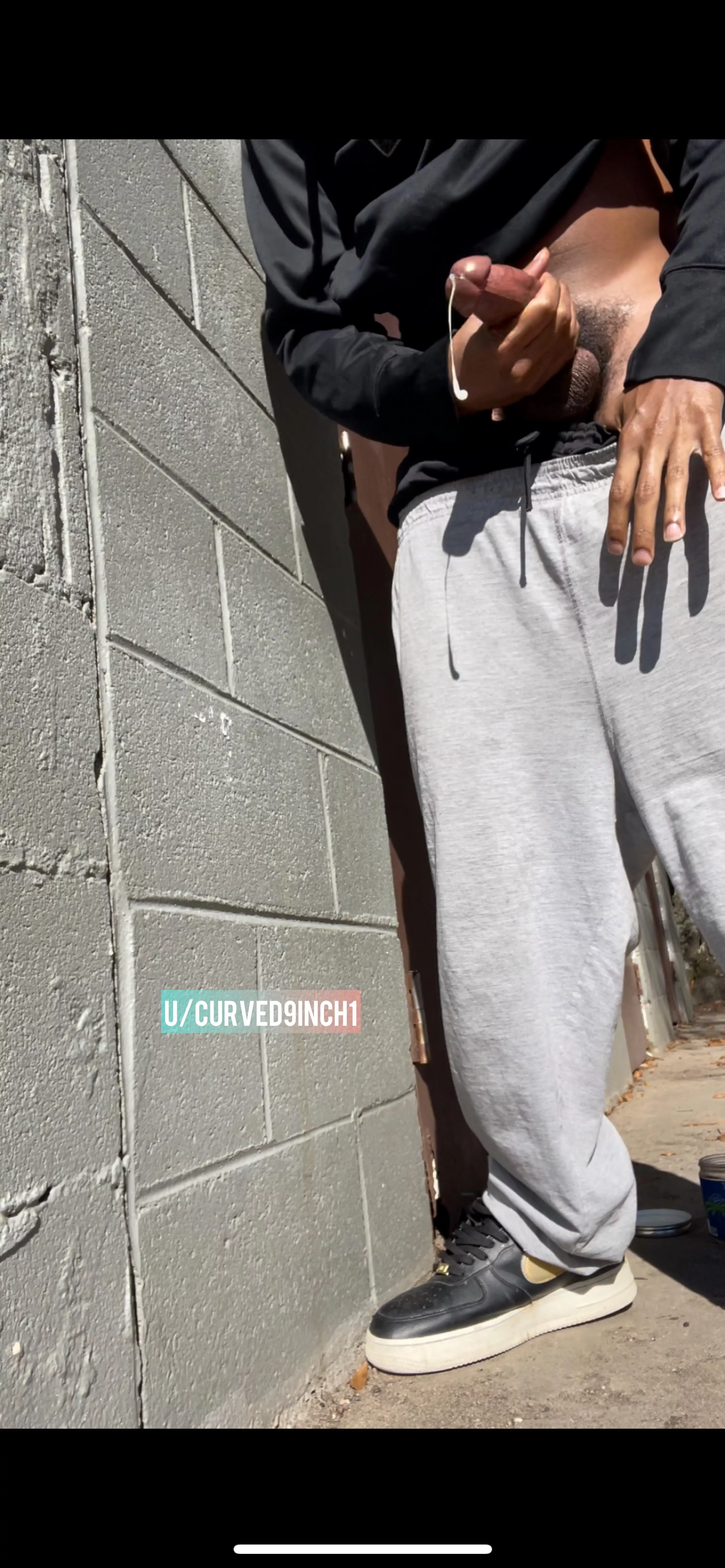 Could’ve unloaded in your 🍑😩 posted by curved9inch1