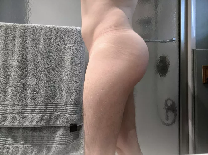 cover me in honey and throw me to the bears by SoakedThong