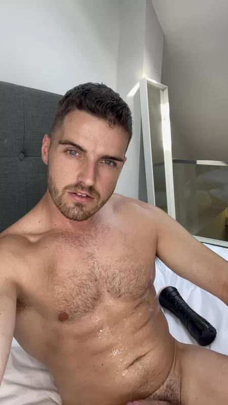 Covered myself in cum 💦🤤 by jamesmcG1992