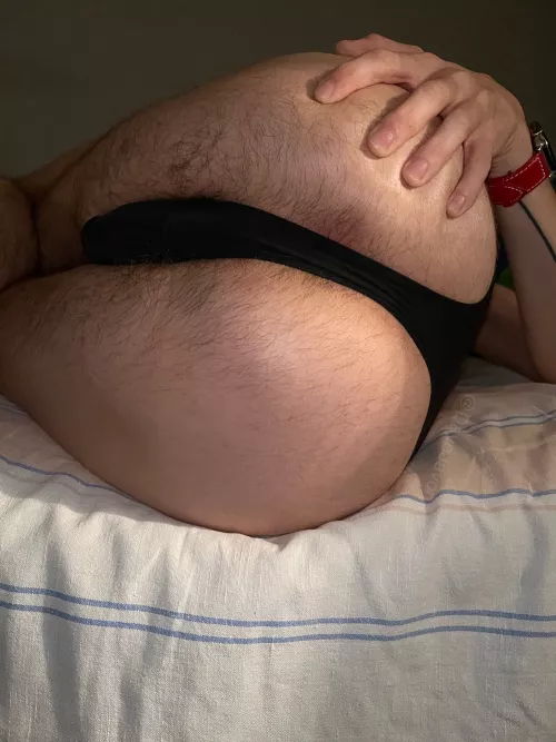 Covering the goods by Unrealviruz