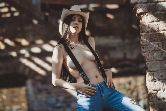 Cowgirl by paredocks