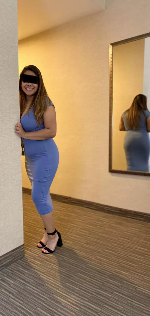 Coworkers always ask when I’ll wear this blue dress 😈..I see why now by mygfcali